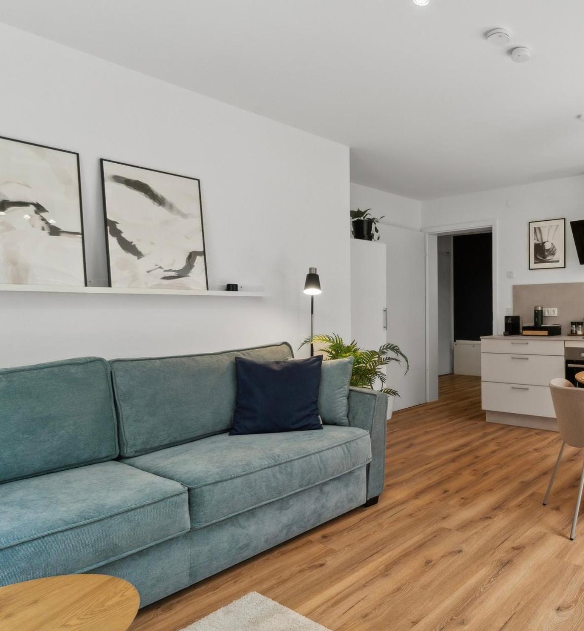 Deluxe Apartment In Bielefeld City Mit Parkplatz Und Terrasse Exterior photo